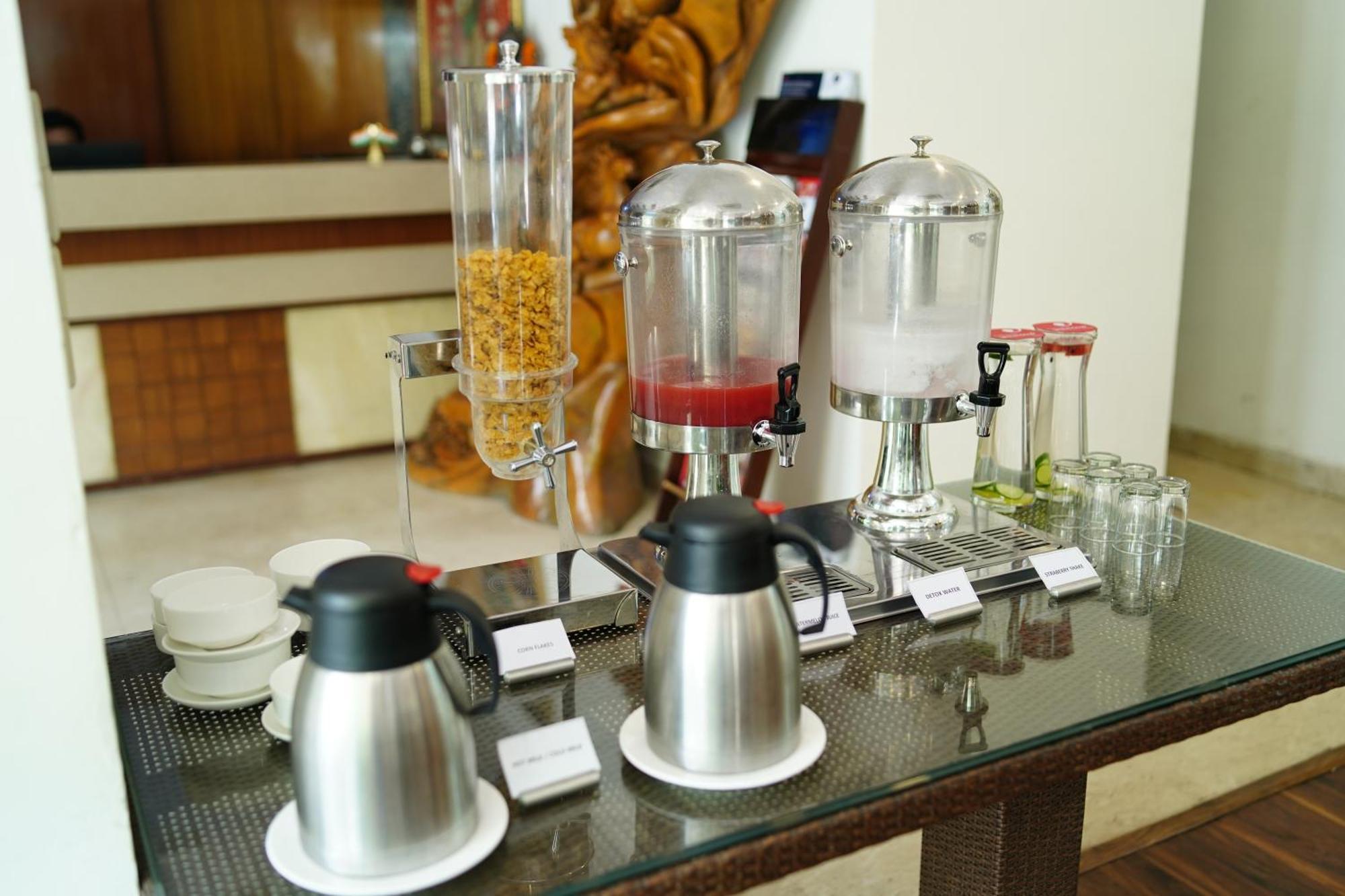 Zip By Spree Hotels Delhi Greater Kailash Νέο Δελχί Εξωτερικό φωτογραφία