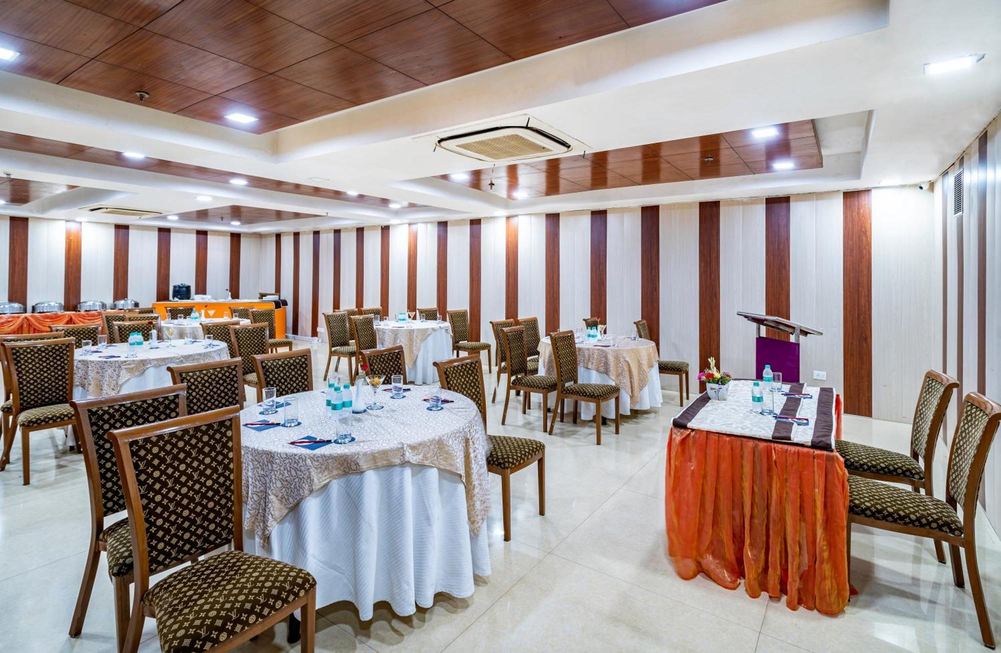 Zip By Spree Hotels Delhi Greater Kailash Νέο Δελχί Εξωτερικό φωτογραφία